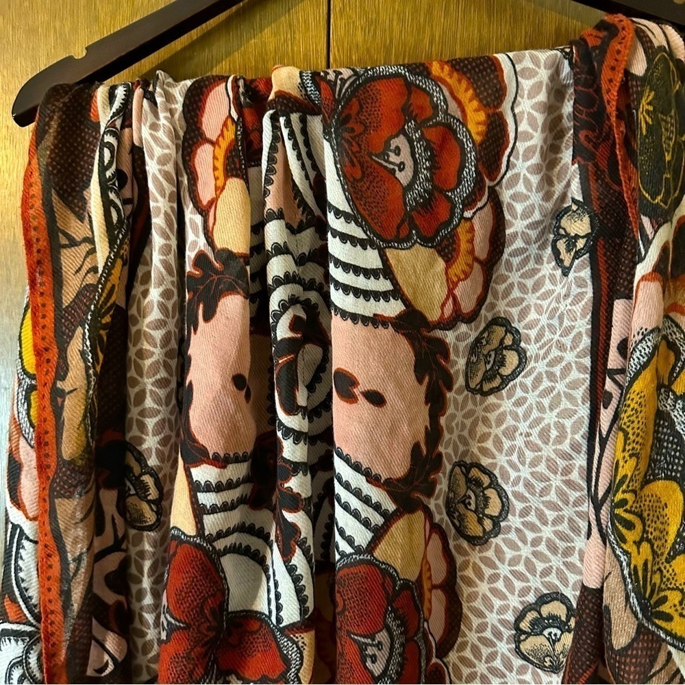 H&M Large Square Multi-coloured Floral Leaves Red Orange Gold Scarf - Picture 3 of 9